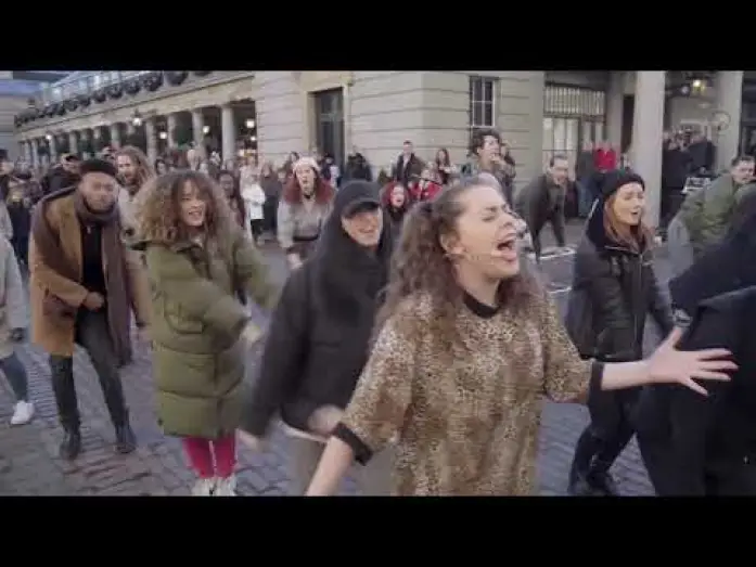 Video for the film The Greatest Showman — Covent Garden Comes Alive