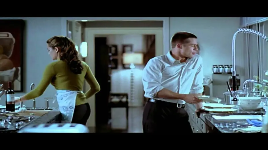 Video for the film Mr. & Mrs. Smith — Mr & Mrs Smith - Bande Annonce (VF)