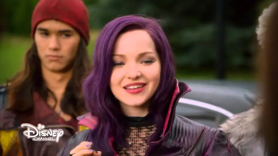 Video for the film Descendants — Descendants - Trailer Italiano Ufficiale