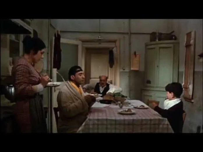 Video for the film Amarcord — Amarcord (1973) Trailer