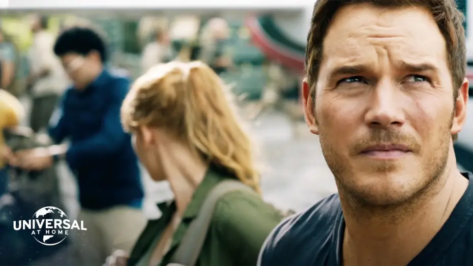 Video for the film Jurassic World: Fallen Kingdom — Chris Pratt Calms a Deadly Raptor - Extended Preview