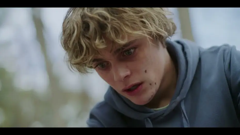 Video for the film Bring Her Back — Escucha