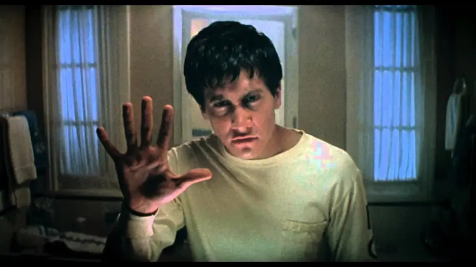 Video for the film Donnie Darko — Donnie Darko (VF) - Bande Annonce