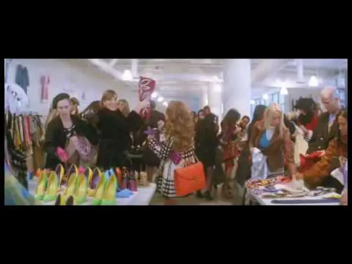 Video for the film Confessions of a Shopaholic — I Love Shopping Trailer Italiano