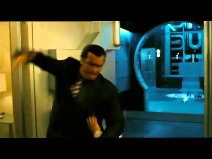 Video for the film Mercenary for Justice — ‪Steven Seagal   ‪Mercenary For Justice Trailer