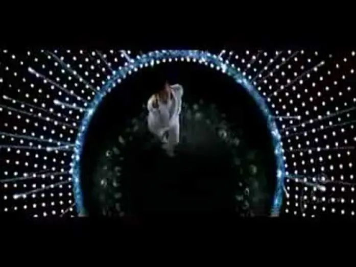Video for the film Æon Flux — Aeon Flux Trailer en Español