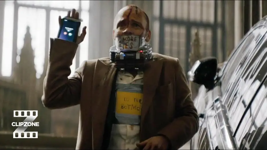 Video for the film The Batman — Bomb Collar