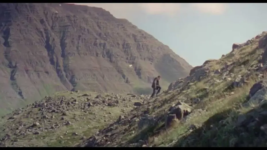 Video for the film Sparrows — SPARROWS (2015) - Official Trailer