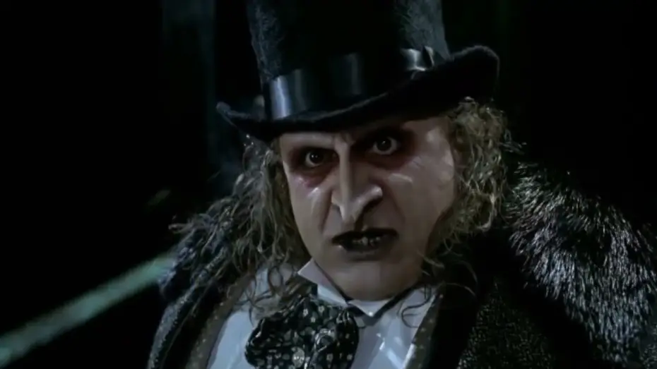 Video for the film Batman Returns — TRAILER Batman vuelve