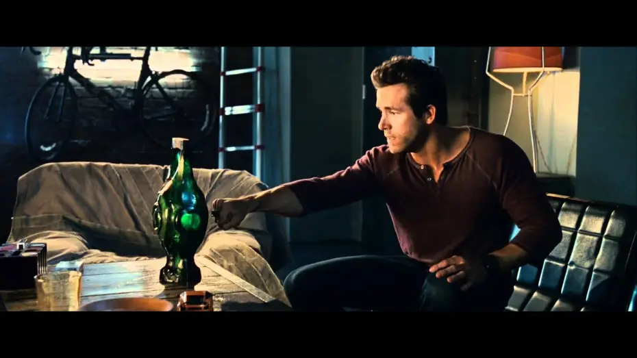 Video for the film Green Lantern — Lanterna Verde - Secondo Trailer in HD