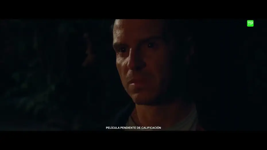 Video for the film All of Us Strangers — Escena: 'Es él'