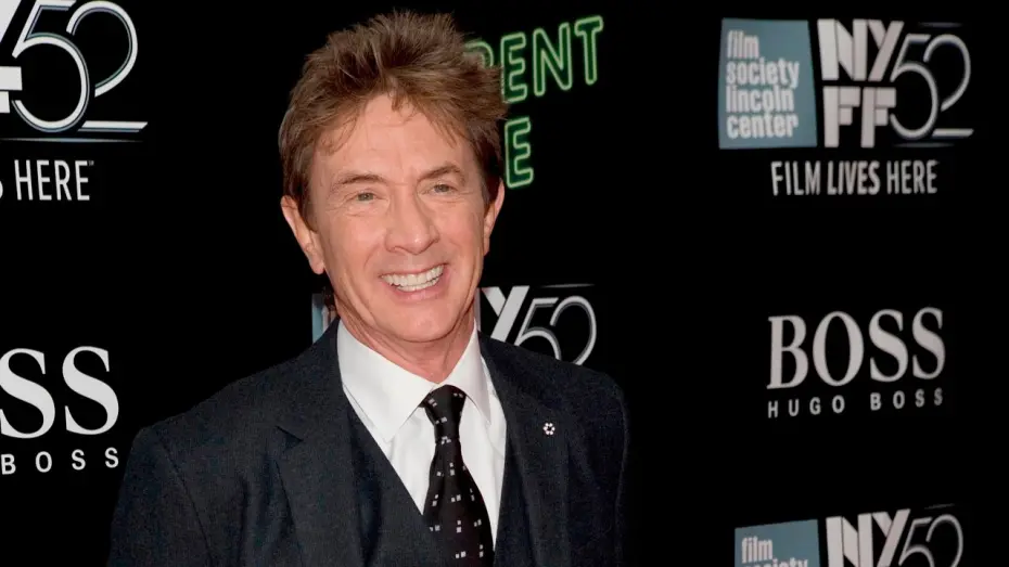 Video for the film Inherent Vice — NYFF52 "Inherent Vice" Red Carpet | Martin Short