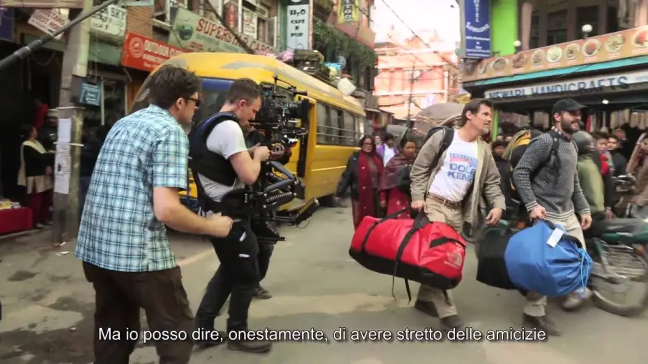 Video for the film Everest — EVEREST - Featurette "Lavorare tra le montagne" (sottotitoli in italiano)