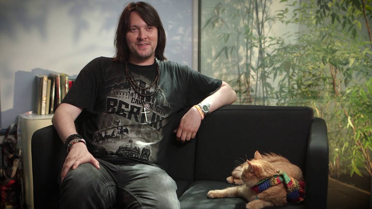 Video for the film A Street Cat Named Bob — A Street Cat Named Bob - Introducing Bob - At Cinemas November 4