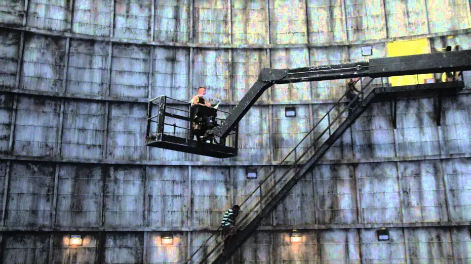 Video for the film Blackhat — Behind the Scenes of Blackhat - Nuclear Power Plant [HD]
