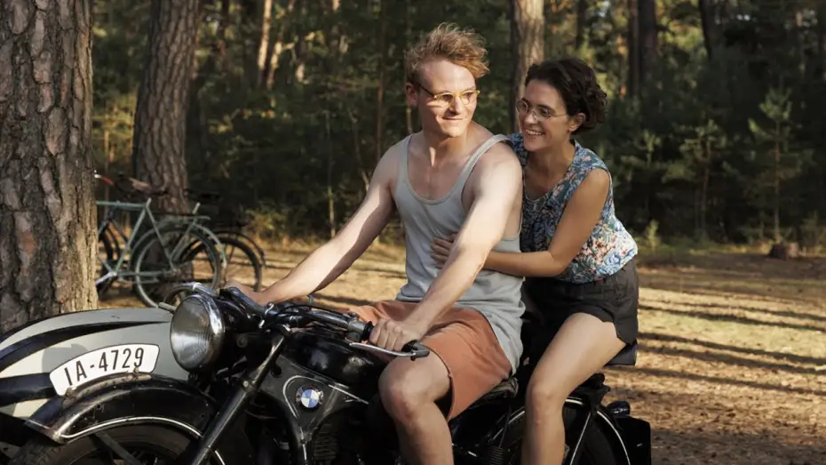 Video for the film From Hilde, with Love — Official Trailer [Subtitled]