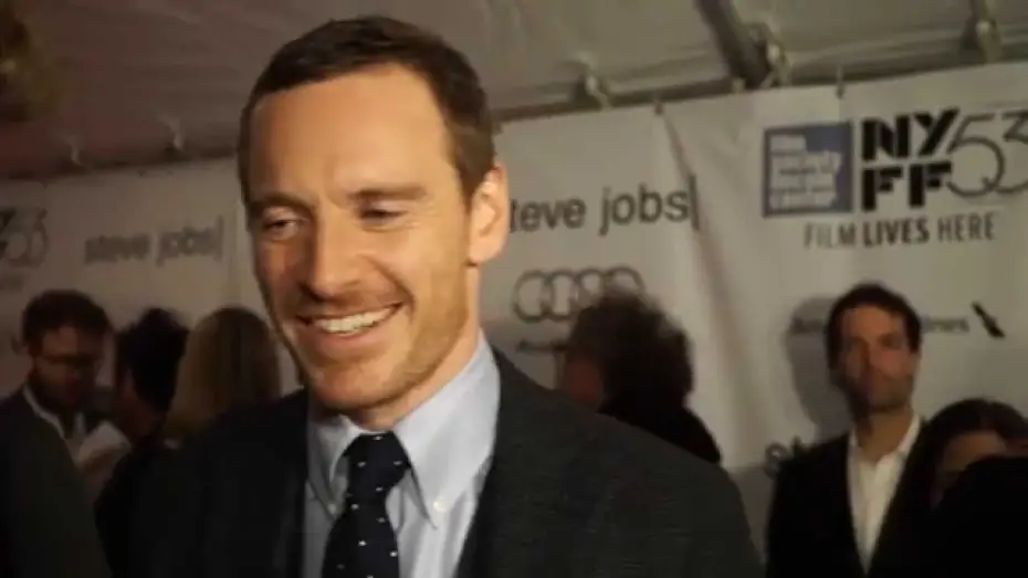 Video for the film Steve Jobs — Michael Fassbender - NYFF53 Red Carpet