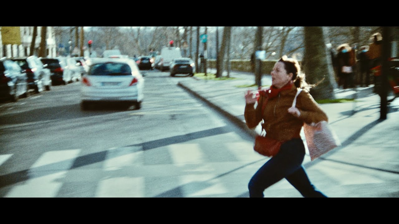 Video for the film Full Time — Full Time / À plein temps (2022) - Trailer (English subs)