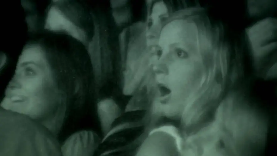 Video for the film Paranormal Activity — PARANORMAL ACTIVITY - Bande annonce - VOST