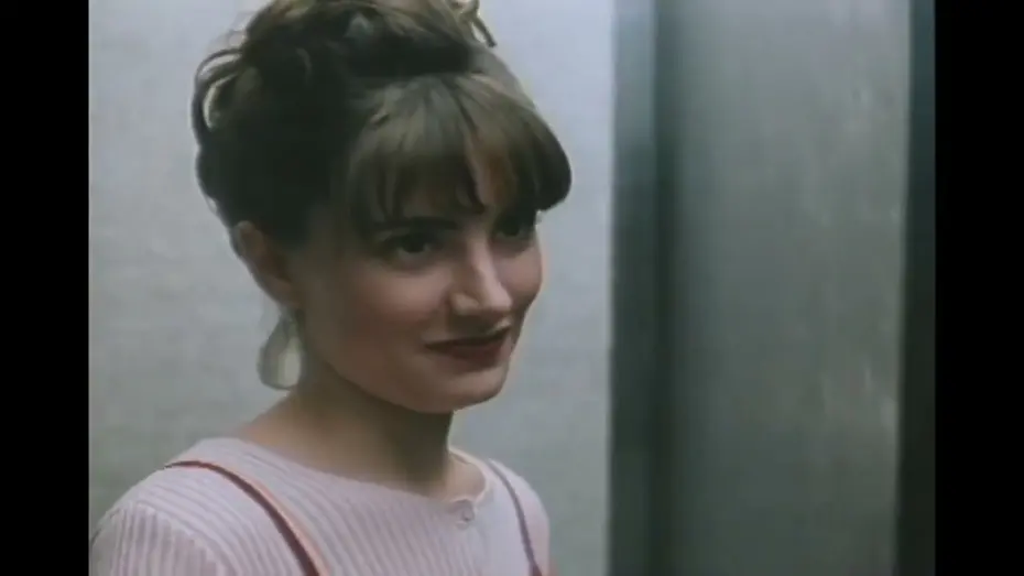 Video for the film The Courtyard — The Courtyard (1995) Trailer - Andrew McCarthy, Mädchen Amick
