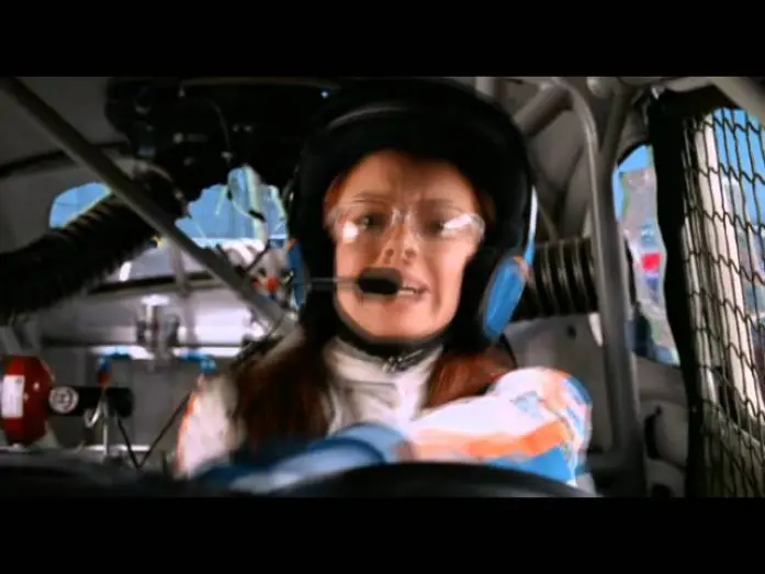 Video for the film Herbie Fully Loaded — Herbie Fully Loaded - Ein toller Käfer startet durch - Trailer
