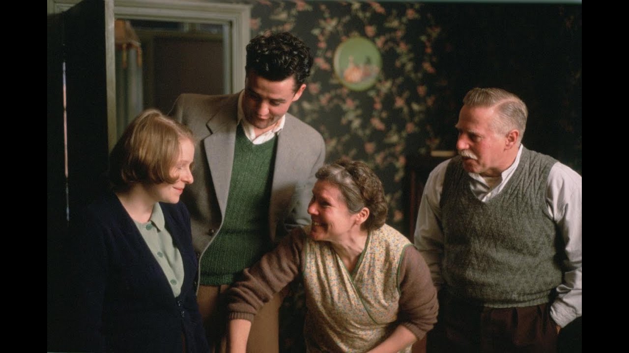 Video for the film Vera Drake — "El secreto de Vera drake"  Trailer (VO)