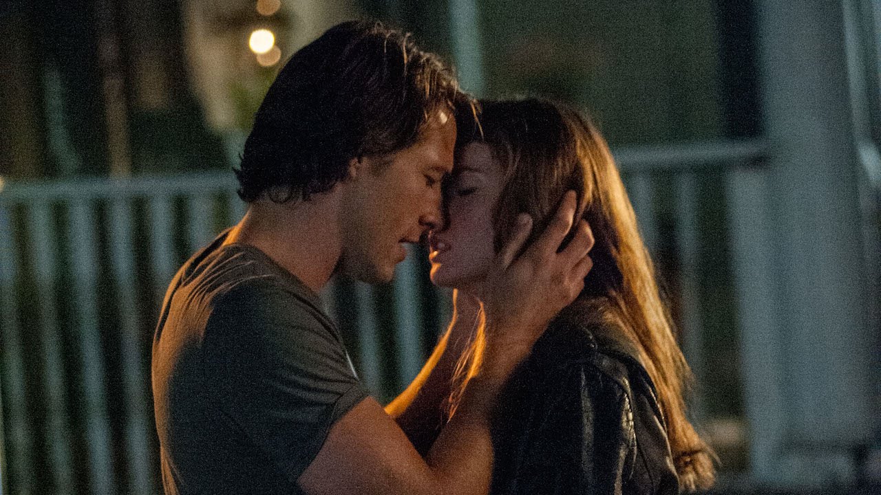 Video for the film The Best of Me — The Best of Me - "First Kiss" Clip