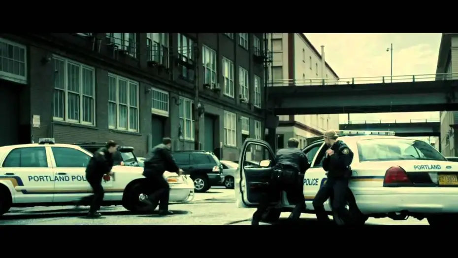 Video for the film Gone — Sin rastro - Trailer en español HD
