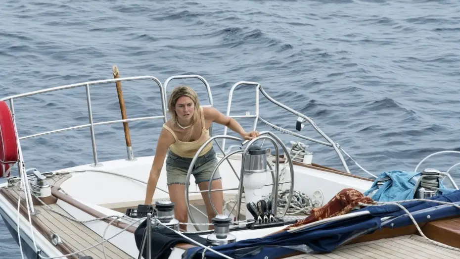 Video for the film Adrift — A la deriva - Trailer español (HD)