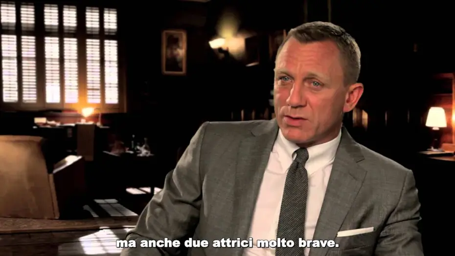 Video for the film Skyfall — 007 Skyfall - Featurette "Bond Girls"