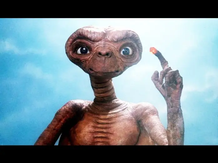 Video for the film  — E.T. El Extraterrestre (Trailer 20 Aniversario)