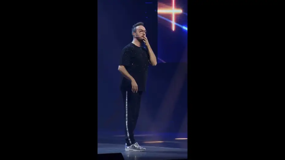 Video for the film Jarry : Bonhomme — À tous les leggings de France, Jarry a un message pour vous.  #Jarry #PrimeVideo