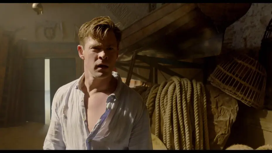 Video for the film Men in Black: International — TV Spot “Hammer”