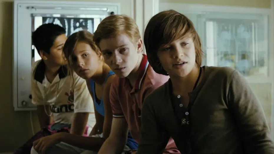 Video for the film The Crocodiles: All for One — VORSTADTKROKODILE 3 TRAILER -  APOLLO 3 SUPERHELDEN REMIX