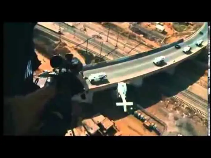 Video for the film District 9 — District 9 - Bande Annonce VF