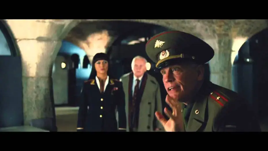 Video for the film RED 2 — Red 2 - Trailer final en español (HD)