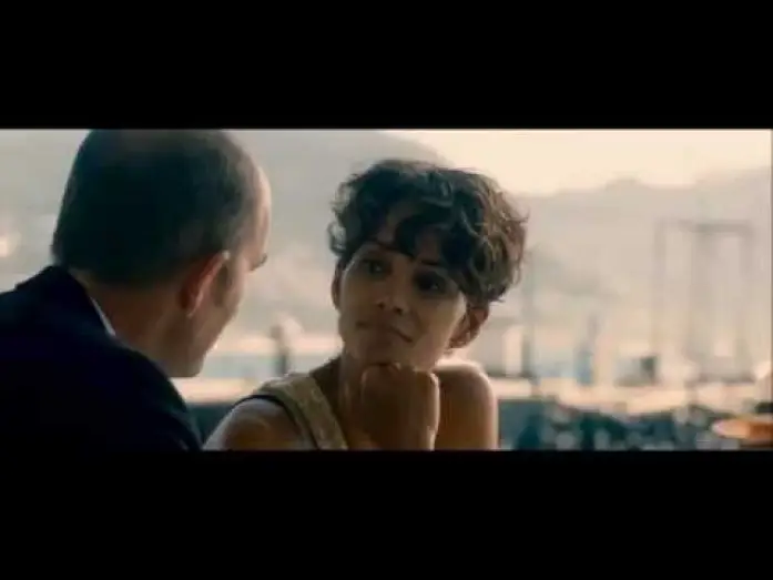 Video for the film Dark Tide — Marea Letal (2012) - Tráiler HD en español