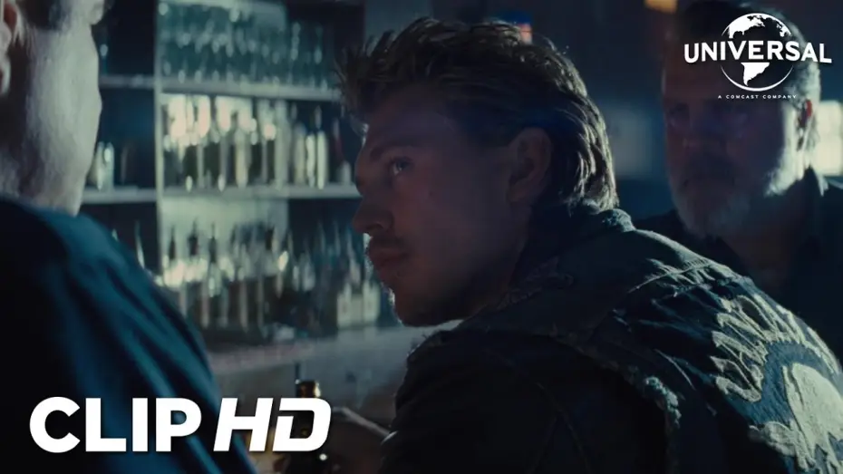 Video for the film The Bikeriders — Clip - Los colores de Los Vándalos