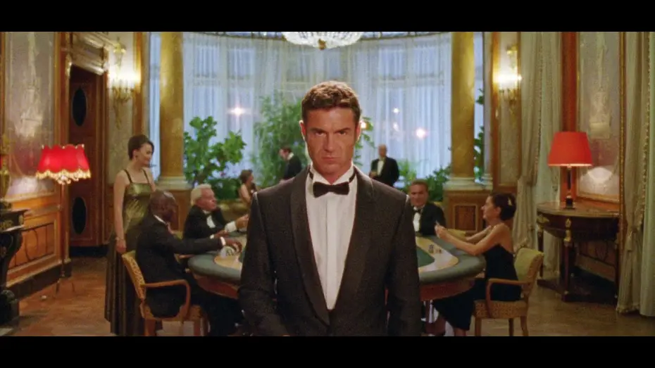 Video for the film Reflection in a Dead Diamond — Oficjalny polski zwiastun
