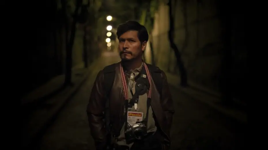 Video for the film Disappear Completely — Trailer [Subtitled]