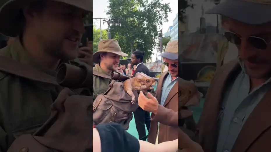 Video for the film Untitled Jurassic World Movie — Jonathan Bailey and Dolores together again