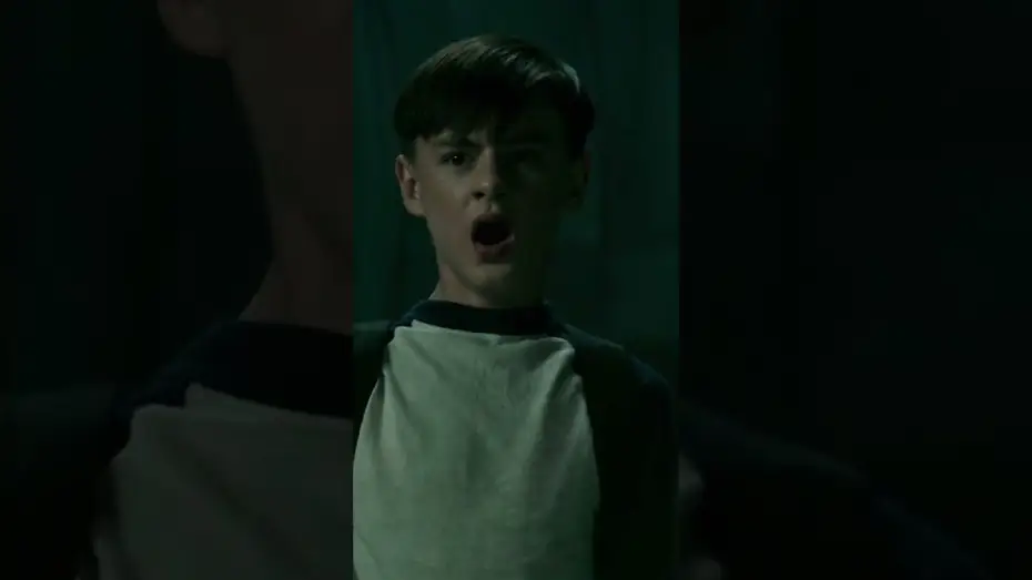Video for the film It — Becoming Pennywise..