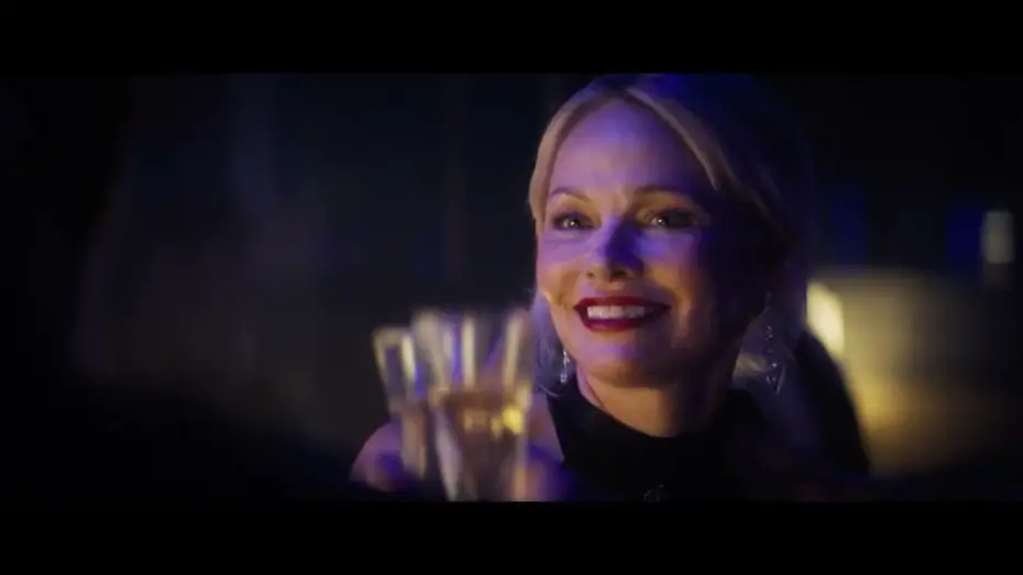 Video for the film The Naked Gun — First Look Featurette