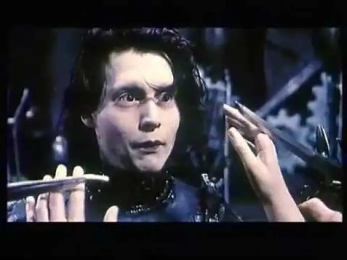 Video for the film Edward Scissorhands — Edward aux mains d'argent  - bande-annonce VF