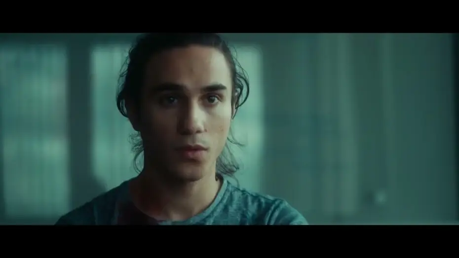 Video for the film The Silent Run — L'ENFANT BÉLIER | Bande-annonce officielle