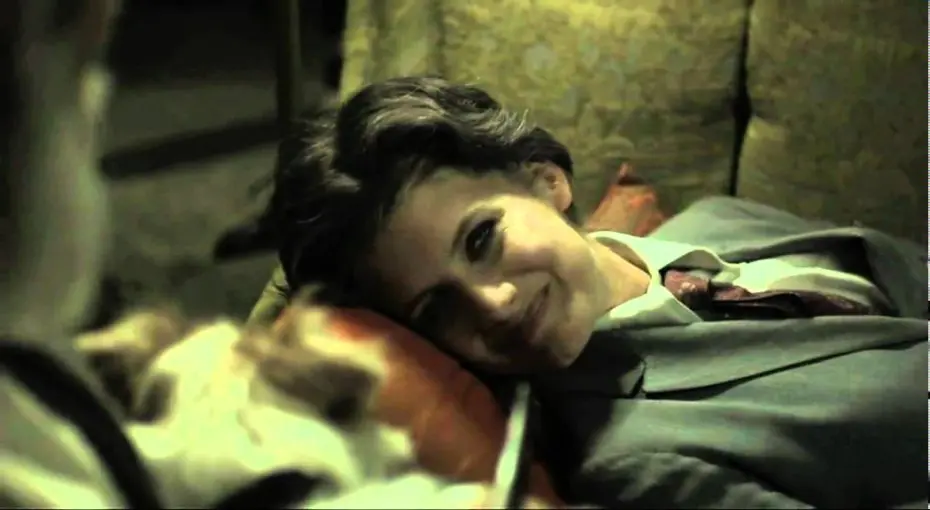 Video for the film Beginners — BEGINNERS - clip: Dress up party!