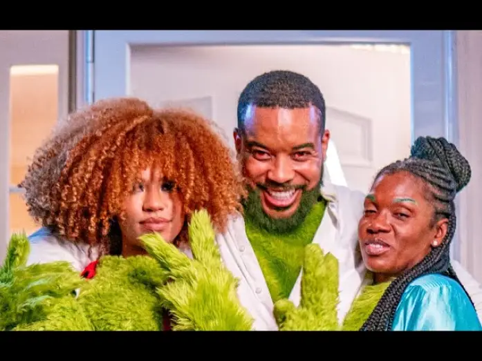 Video for the film The Grinch That Stole B*tches — Money Bagg Mafia & Navv Greene star in - The Grinch That Stole B!+(#3$ Teaser (The Kooky Grinch)