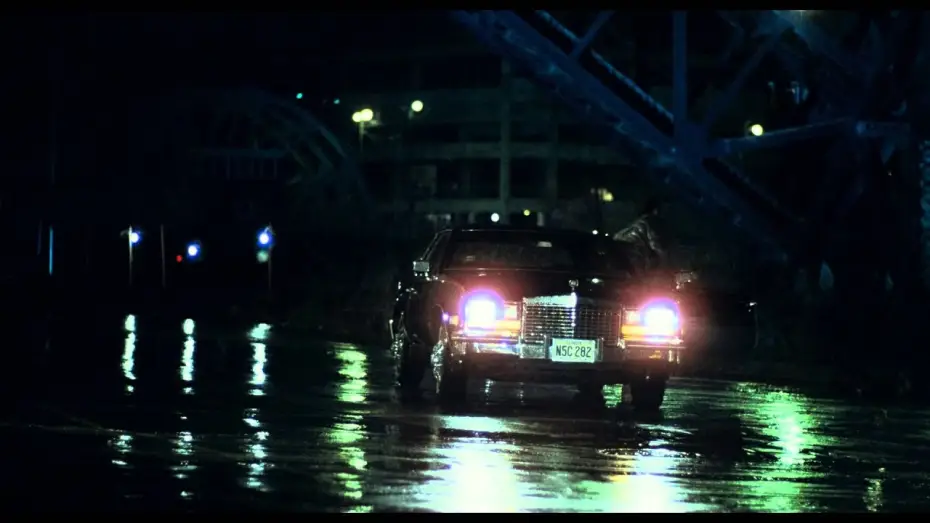 Video for the film Thief — LE SOLITAIRE - Extrait restauré "Sur les quais" VOST