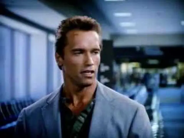 Video for the film Commando — Commando - Trailer