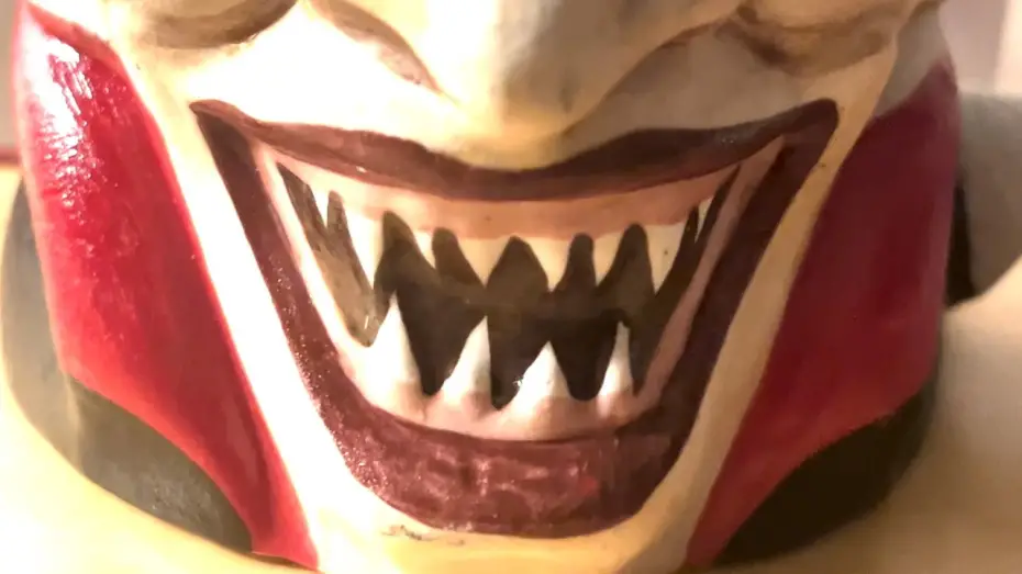 Video for the film Dracula — Opening October 29th